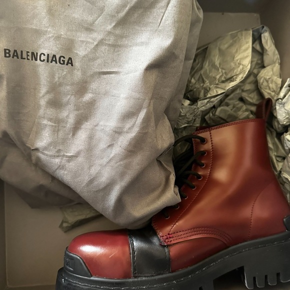 Balenciaga Boots! Made in Italy - Picture 3 of 12